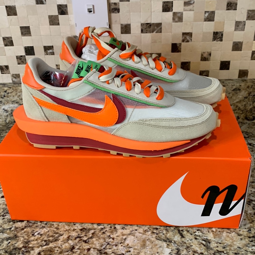 Nike LD Waffle. Size 10.5 with box and extra shoelaces. - Picture 1 of 3